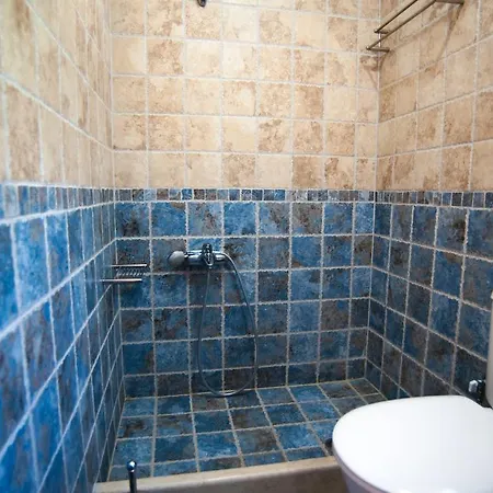 View Áyios Nikítas