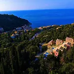 View Áyios Nikítas