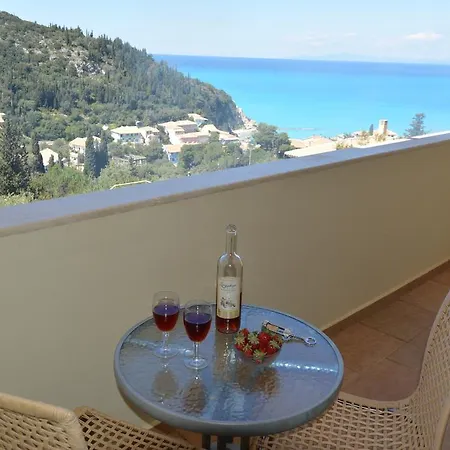 View Áyios Nikítas