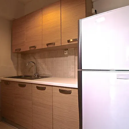 View Áyios Nikítas