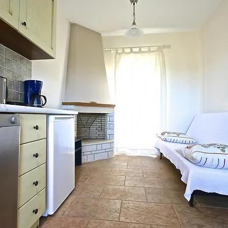 View Áyios Nikítas