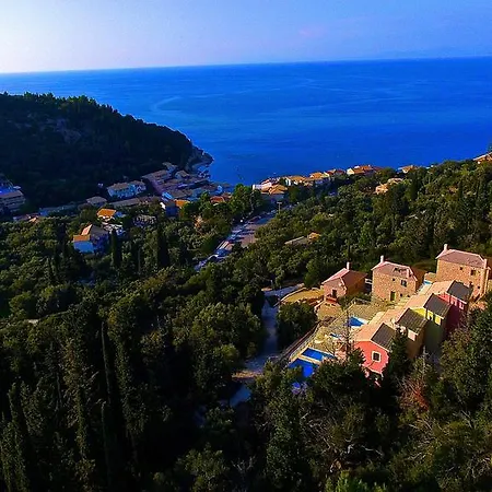 View Áyios Nikítas