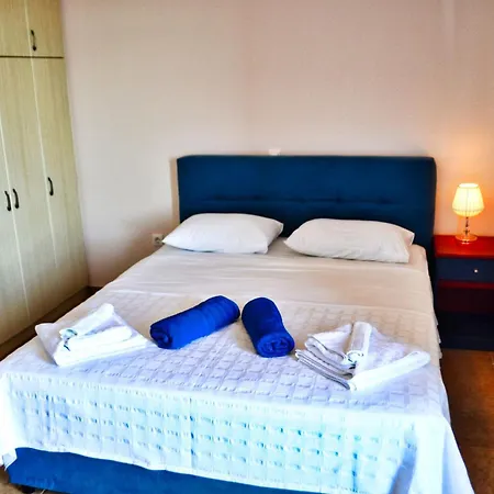 View * Áyios Nikítas